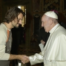 Meeting the pope Francesco.
(Photo Vatican Media)

