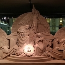 Dokončené dílo. Kunsthistorička Jana Bronková: „Je to patrně první velký sochařský projekt tady na tom náměstí od chvíle, kdy byly osazeny sochy na Berniniho kolonádu.“
(foto R.Varano)
